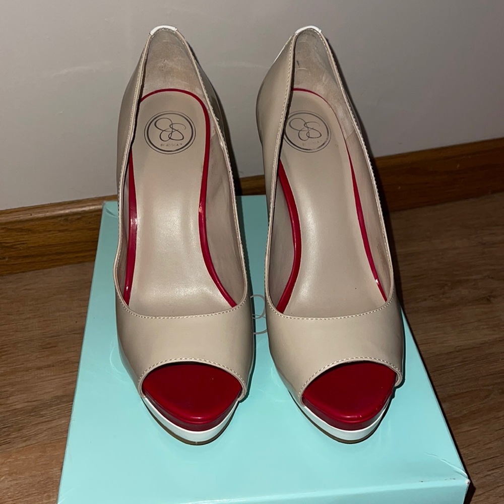 Jessica Simpson rare heels